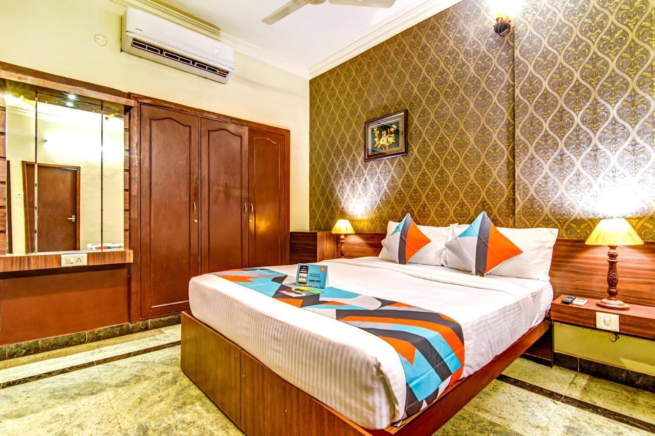 Fabexpress Nestlay Rooms - 100M From Velammal Hall, Moggappair Chennai Eksteriør billede